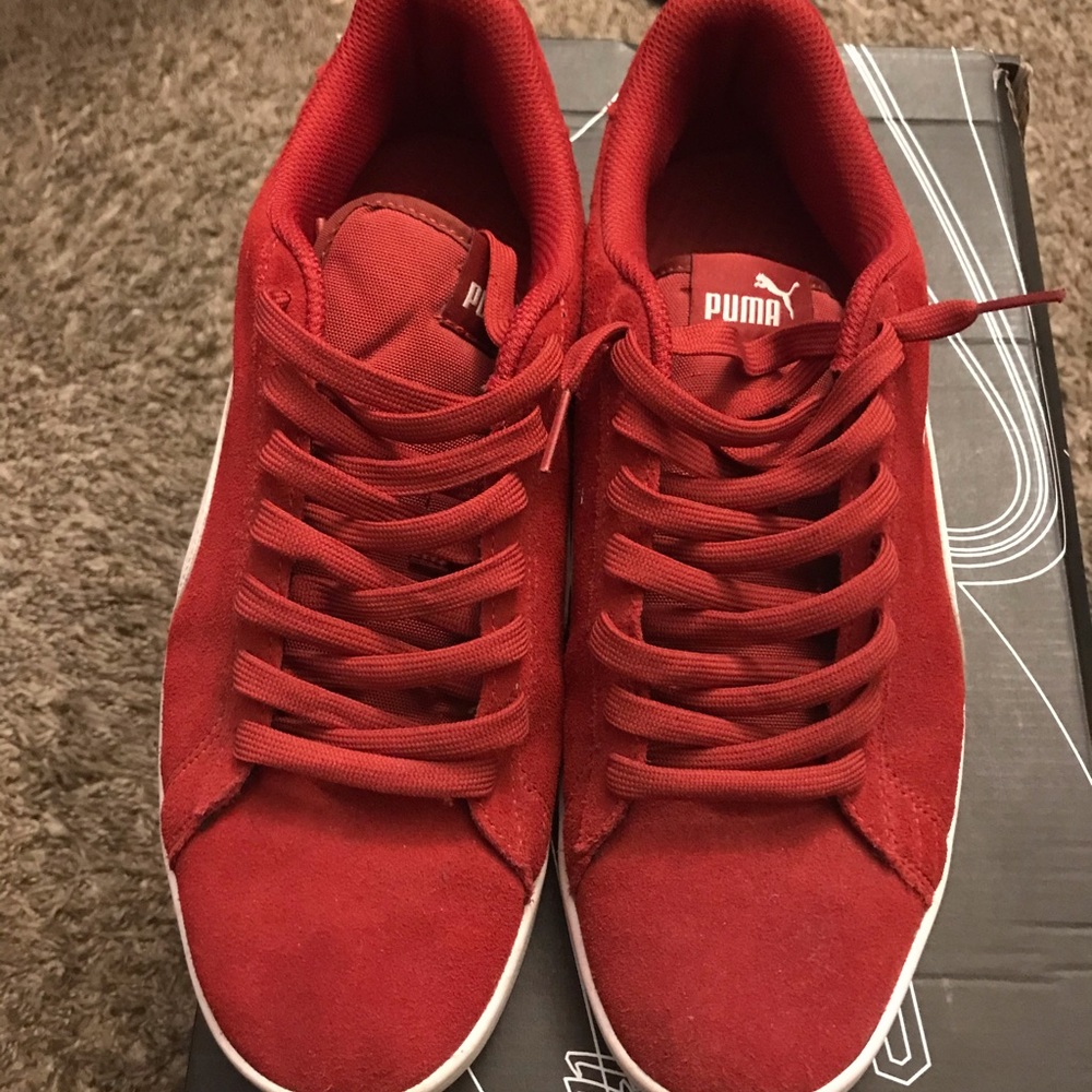 Mens puma sneakers